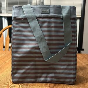 Thirty-One Essential Storage Tote